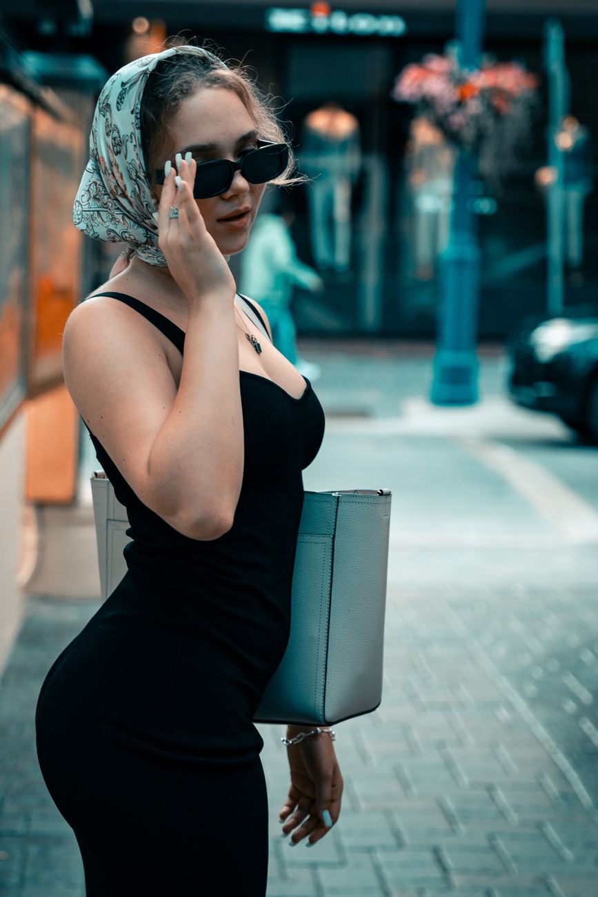 Jeune femme séduisante