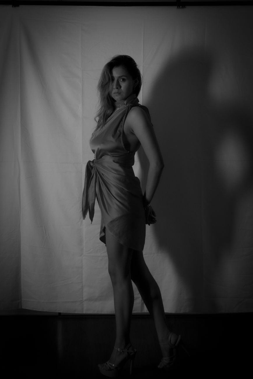 Jeune femme séduisante